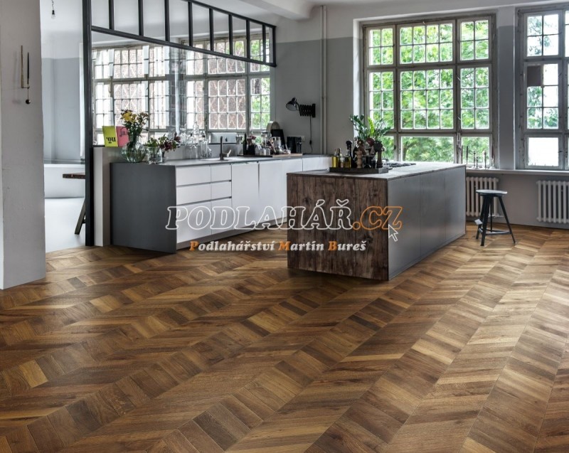 Kährs ID - Dub Chevron Dark Brown